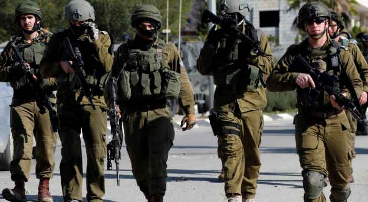 الاحتلال يعتقل فتاتين من المسجد الأقصى