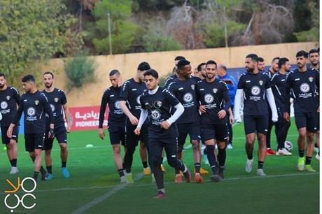 جمهور كرة القدم يترقب مباراة المنتخب الوطني وإسبانيا