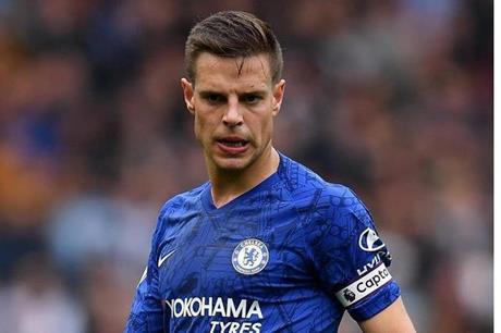 ريال مدريد يستعد لخطف هدف برشلونة