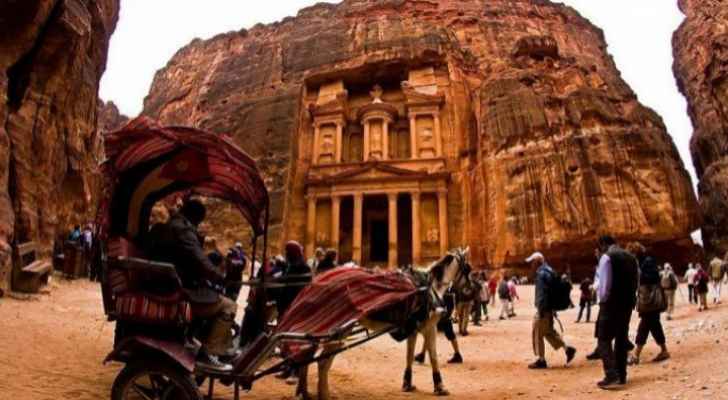 ٤.٨ مليار دولار الدخل السياحي الأردني حتى نهاية الشهر الماضي
