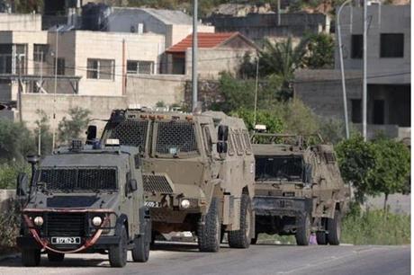 الاحتلال يعتقل 16 فلسطينيا بالضفة الغربية