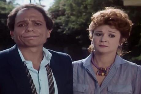 عادل امام يهنئ الفنانة لبلبة بجائزة مهرجان القاهرة السينمائي