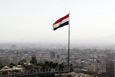 اليمن.. وزارة الدفاع تعلن تصديها لهجمات حوثية على ميناء الضبة النفطي