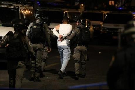 الاحتلال يشن حملة اعتقالات بالضفة والقدس