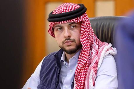ولي العهد يلتقي مجموعة من شباب البادية الوسطى