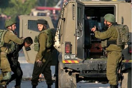 اعتقال فلسطيني جنوب شرق طوباس