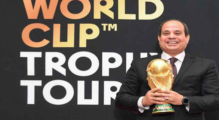 مصر: نسعى للتحرك بملف استضافة كأس العالم