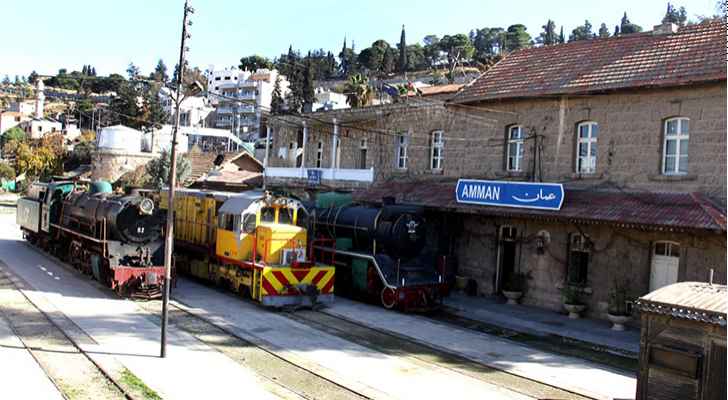 وزارة النقل: دراسة جدوى لإعادة تأهيل خط سكة الحديد الحجازي على محور عمان - الزرقاء