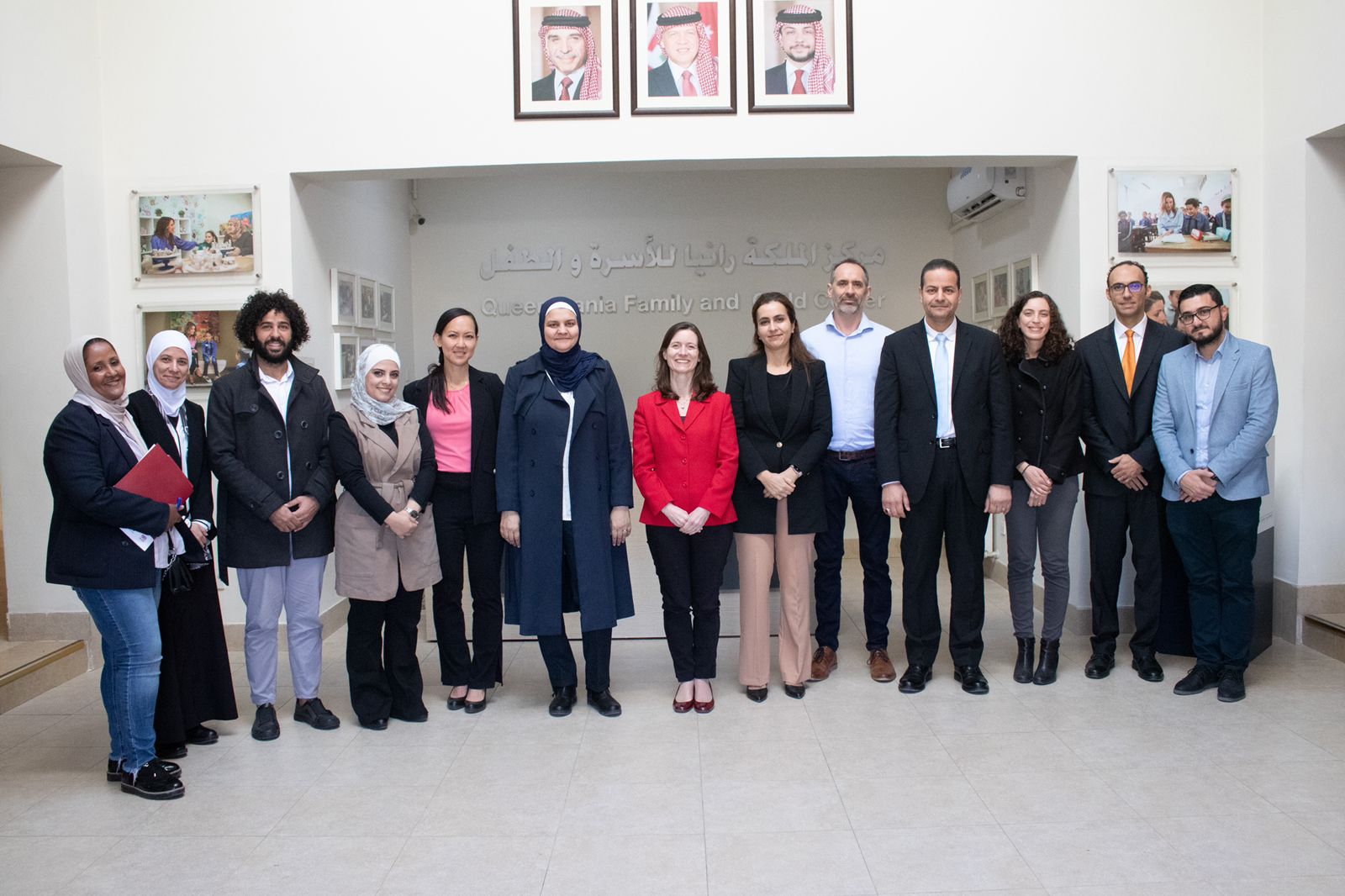 السفيرة البريطانية تطلق برنامج الحماية الإنسانية الذي تموّله المملكة المتحدة