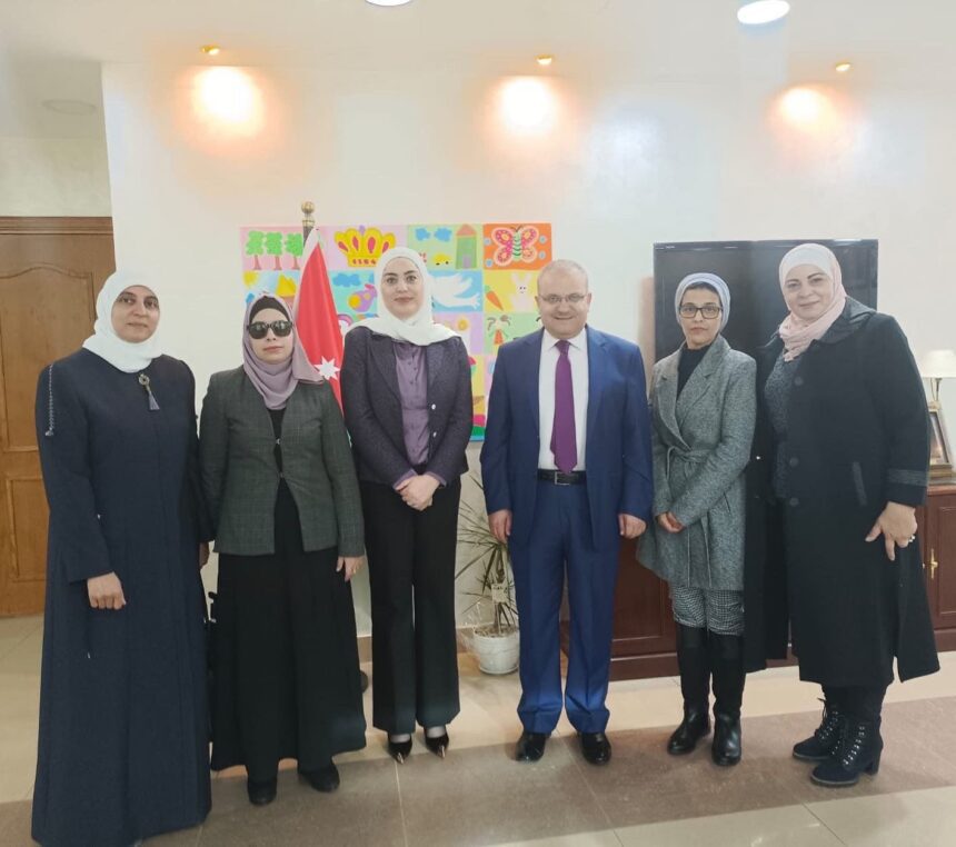 وزيرة التنمية الاجتماعية تلتقي رئيس الجمعية الأردنية السعودية لدعم الكفيفات ومديرة المركز السعودي
