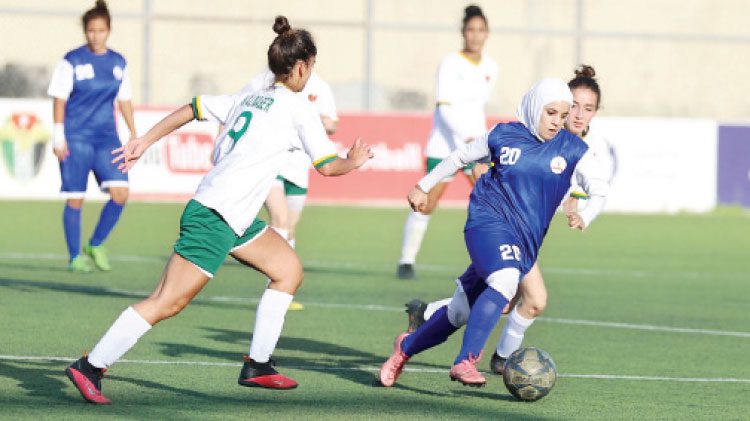 الأهلي فوزاً على الاستقلال 6-0 في دوري المحترفات