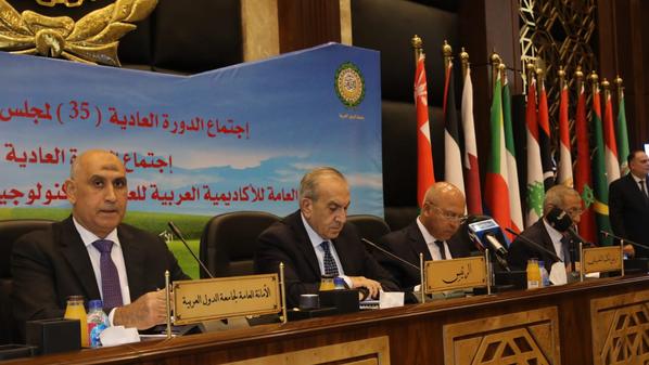 ابو السمن يشارك باجتماعات مجلس وزراء النقل العرب بالإسكندرية