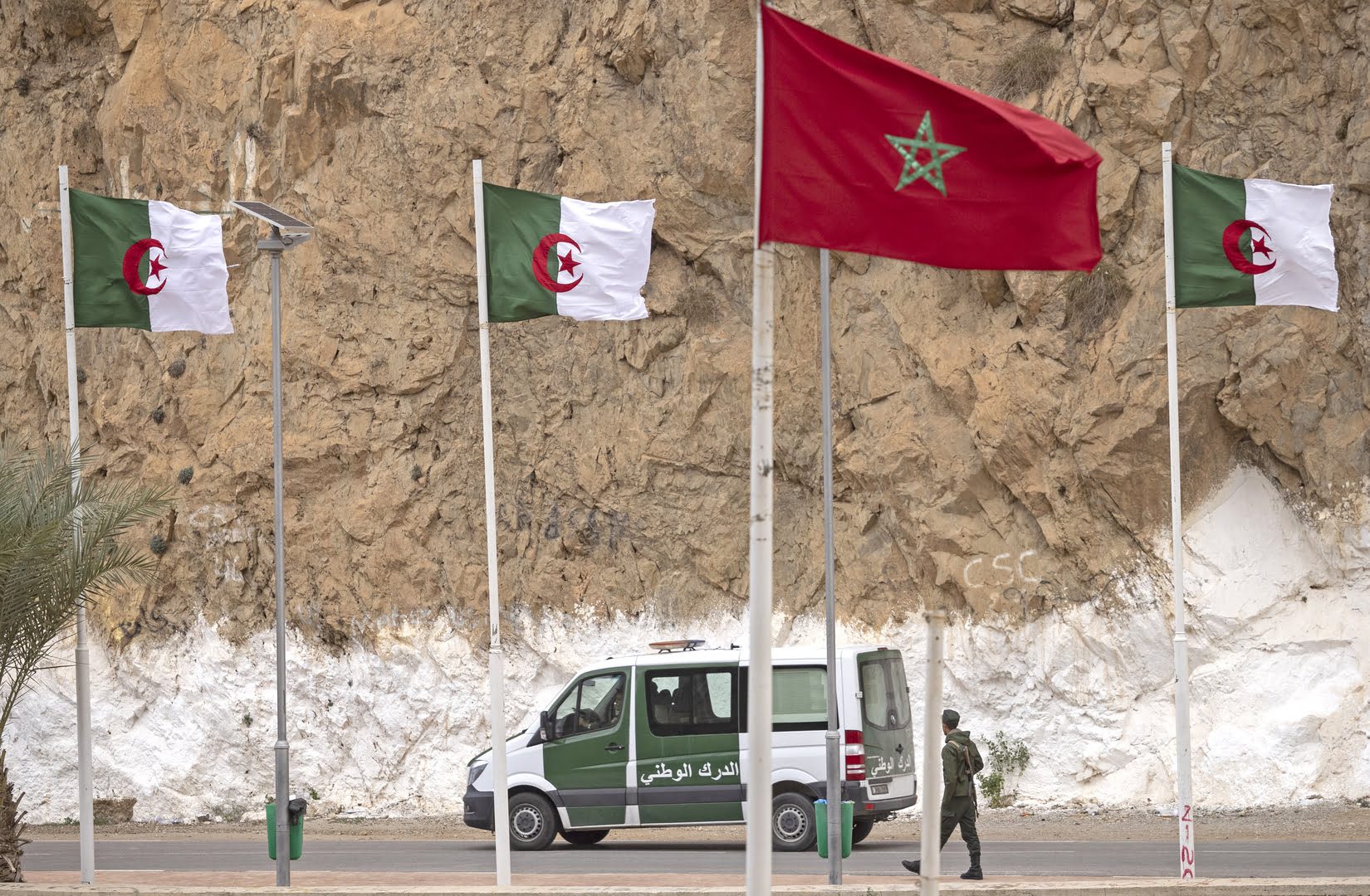 السفير التركي لدى المغرب يتحدث عن أطراف ثالثة تستفيد من صراع الصحراء بين الرباط والجزائر