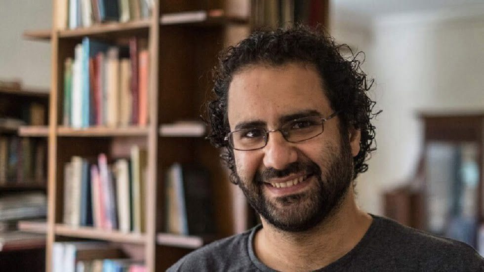 صورة حول : أسرة الناشط المصري علاء عبدالفتاح تطلب من السيسي العفو عن ابنها أسرة الناشط المصري علاء عبدالفتاح تطلب من السيسي العفو عن ابنها