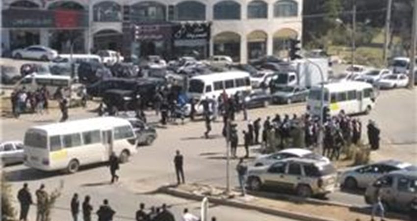 سائقو حافلات الكرك: اضرابنا مفتوح