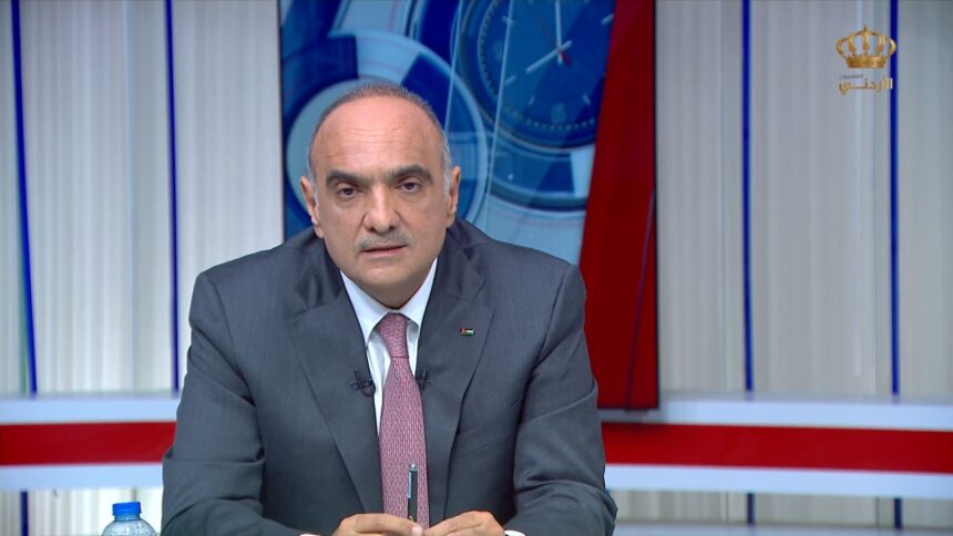 خلال لقاء متلفز ... الخصاونة يتجاهل الحديث  بتوجيهات ملكية اساسية
