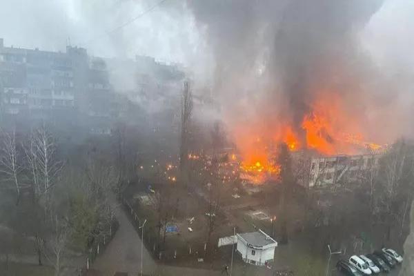 مقتل وزير الداخلية الأوكراني ونائبه إثر سقوط طائرة في كييف