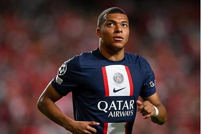 250 مليون يورو وراء سفر مبابي إلى أمريكا
