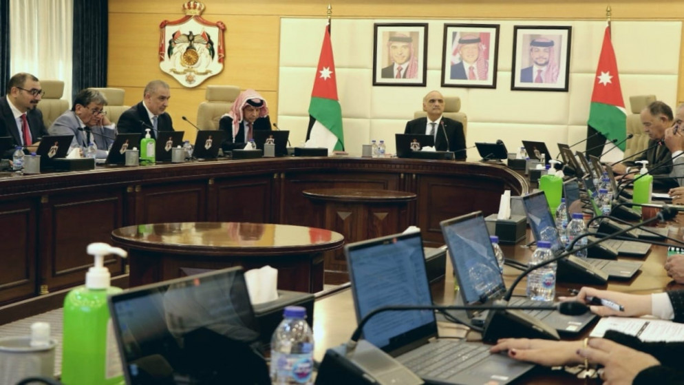 إقرار معدِّل لنظام ترخيص الأنشطة المتعلِّقة بقطاع المشتقَّات البتروليَّة