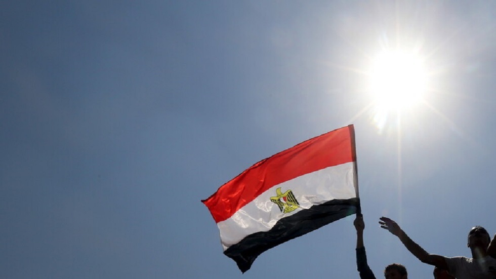مصر تحذر من مخاطر التصعيد والانزلاق إلى حلقة مفرغة من العنف بعد هجوم القدس
