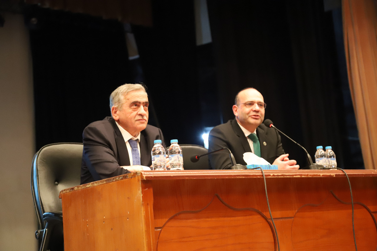 "عبيدات": قطعنا شوطا واضحا في الثورة التكنولوجية وسننتهي من عملية أتمتة الجامعة بشكل كامل خلال عامين