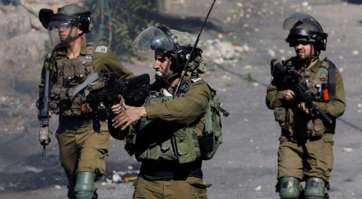 إصابة فلسطيني بجروح خطيرة في اقتحام الاحتلال مخيم بلاطة بنابلس