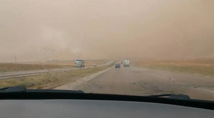 إعادة فتح الطريق الصحراوي والمسير عليه بحذر