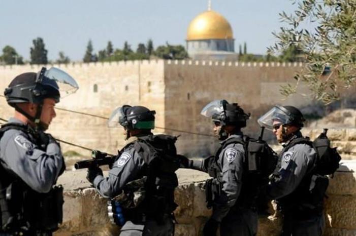 الاحتلال يعتقل 7 فلسطينيين بينهم أطفال من القدس
