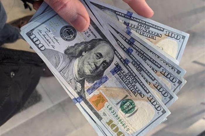 الدولار يتجه لتكبد ثالث خسارة أسبوعية على التوالي