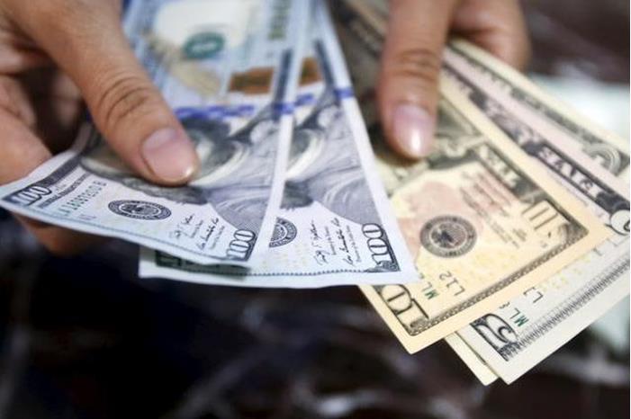 الشلل يضرب السوق السوداء في مصر