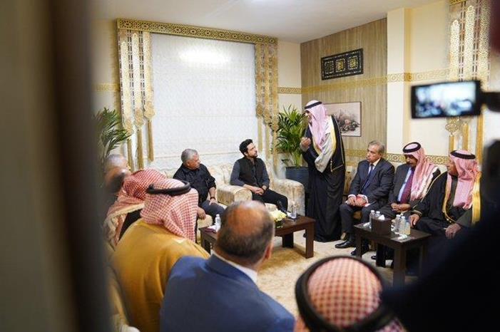 الملك يؤكد أهمية التركيز على تطوير مدينة البترا