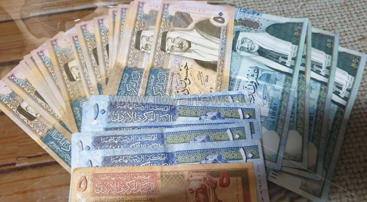 تنظيم النقل تبدا بصرف دعم المحروقات لسائقي النقل العام