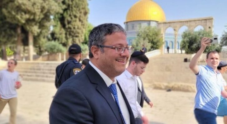 بن غفير يقتحم المسجد الأقصى