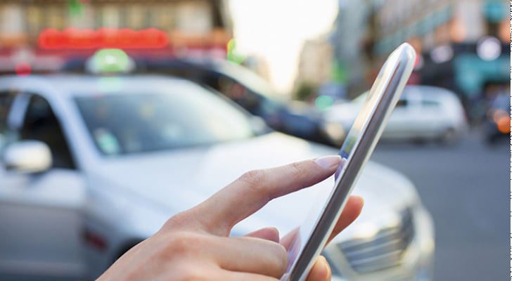 ترخيص ١٤٠٠ مركبة نقل ذكي في ٦ أشهر بالأردن