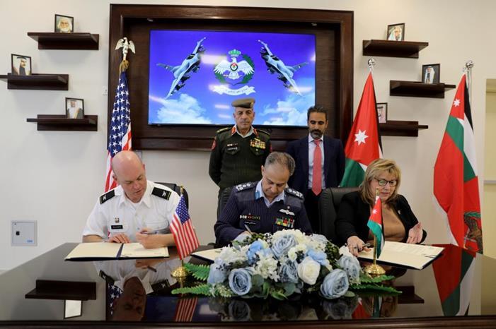 توقيع اتفاقية تعديل شراء طائرات F16 من أمريكا