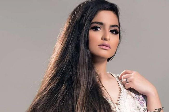 حلا الترك تخرج عن صمتها وتعلق على شائعات ارتباطها