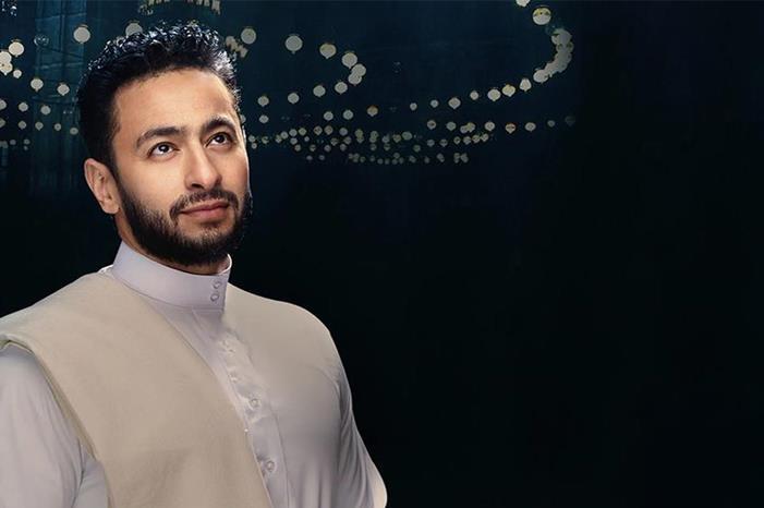 حمادة هلال يروج لـ "المداح 3 " بطريقته الخاصة