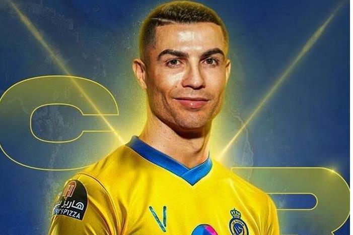 رسميا.. رونالدو يحمل شارة قيادة فريق النصر والهلال ضد باريس سان جيرمان
