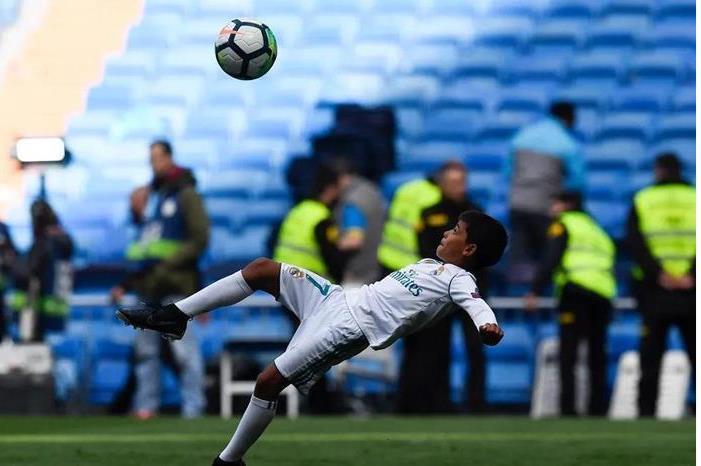 رونالدو الأبن .. كيف سيعيش في مدريد؟