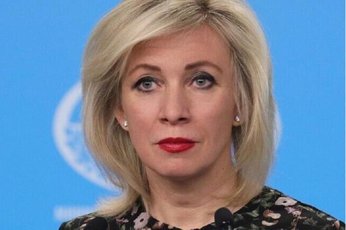 زاخاروفا تشير إلى "جثث سياسية" في أوروبا
