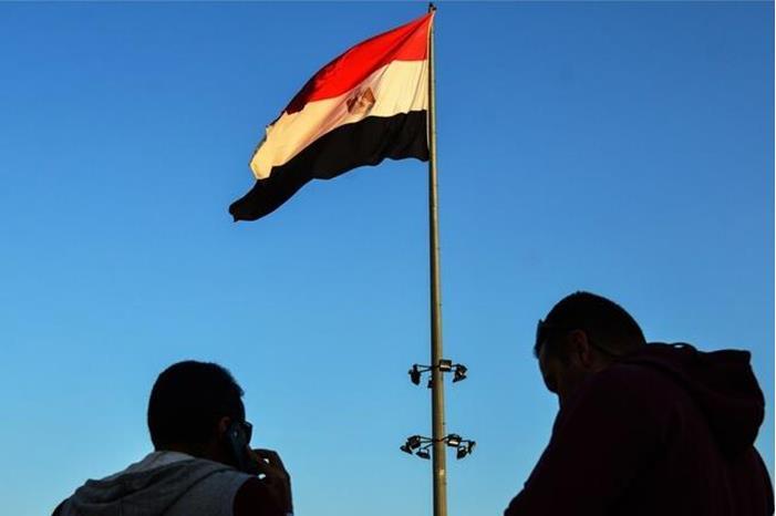 مصر.. فصل مئات الموظفين من الحكومة بسبب المخدرات