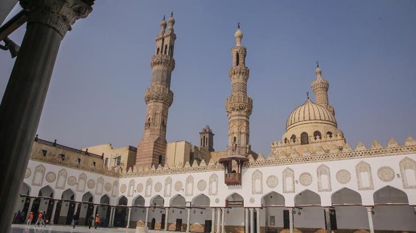 بيان شديد اللهجة ومطالب من الأزهر بعد حرق المصحف الشريف في السويد