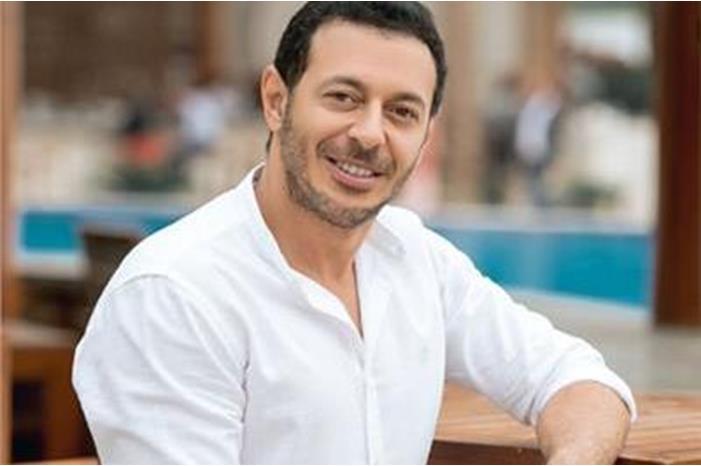 مصطفى شعبان يوجه نصائح لجمهوره