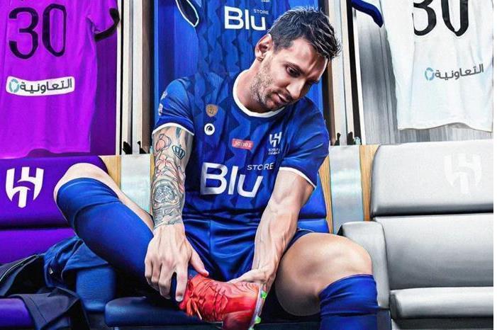 ميسي يفاجئ جماهير الهلال بأهم قرار