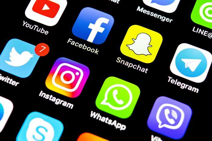 واشنطن بوست: تربويون أميركيون يقاضون عمالقة التكنولوجيا