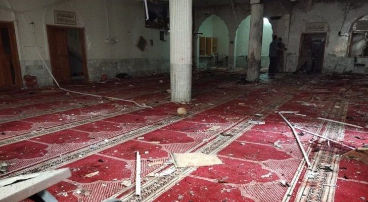 ٥٦ ضحية وإصابة ٧٠ شخصا بانفجار مسجد في باكستان