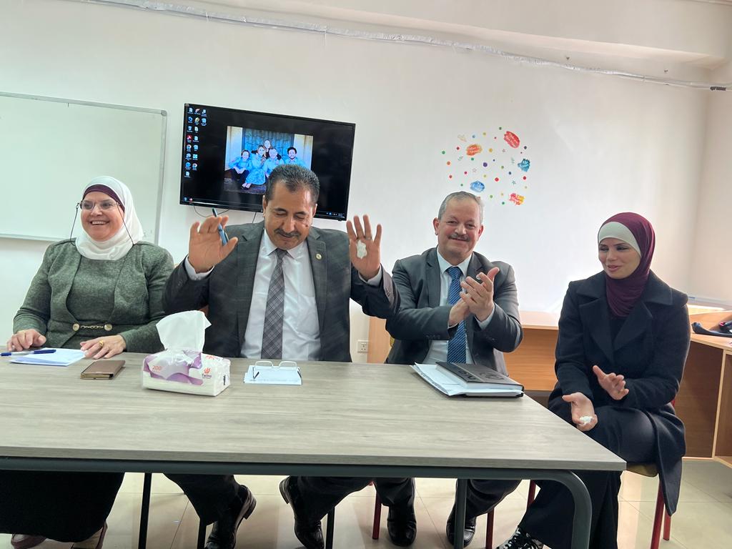 بالصور …المراشده  يطلع على استعدادات الجامعة الأمريكية للشرق الأوسط  لاستقبال الفصل الثاني