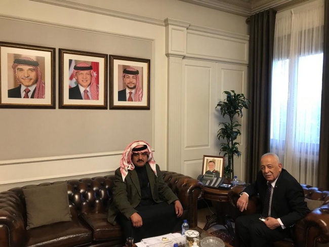 العيسوي يلتقي رئيس بلدية أم القطين والمكيفته مشرف صياح الشرفات ويؤكد دعمه لمطالب مواطني المنطقة