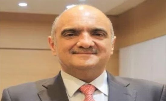 الخصاونة يعتذر للنواب بسبب مشاحنة بين وزير الزراعة واحد النواب