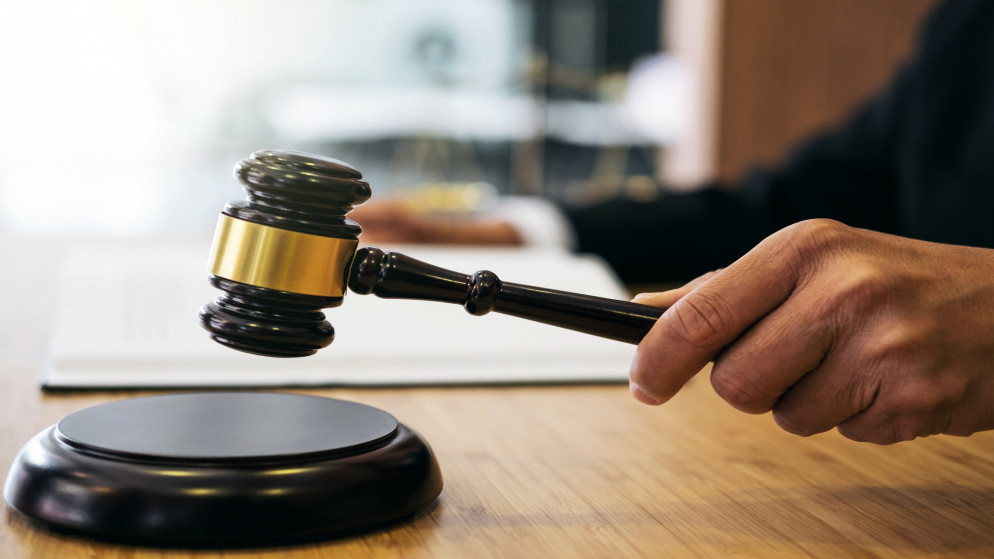 صلح عمّان تعقد أولى جلساتها بقضية فساد في "أموال الأيتام"